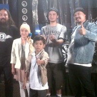 gambar Netral Salahkah Aku MemujaMu (feat. Tegar) image gambar Netral Salahkah Aku MemujaMu (feat. Tegar) image