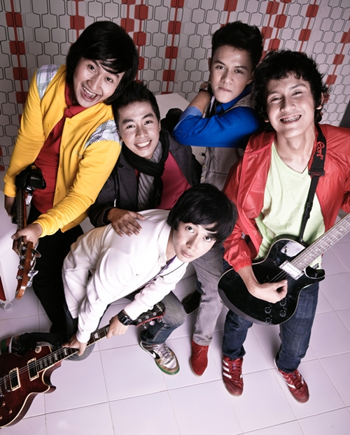gambar Nubie Band Lagu Jatuh Cinta image gambar Nubie Band Lagu Jatuh Cinta image