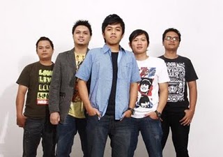 gambar Jikustik Pujaan Hatiku image gambar Jikustik Pujaan Hatiku image
