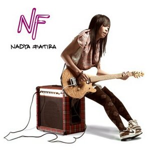 gambar Nadya Fatira Bintang Yang Meredup image gambar Nadya Fatira Bintang Yang Meredup image