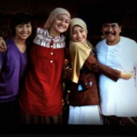 gambar Nikita Willy Nonton Bioskop (OST Kutunggu Kau Di Pasar Minggu) image