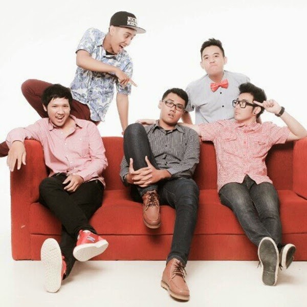 gambar Batiga Cinta Diam Diam image gambar Batiga Cinta Diam Diam image